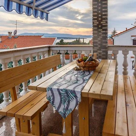 Apartman Mauro Malinska Zewnętrze zdjęcie
